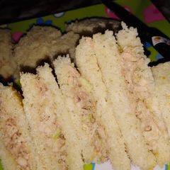 A picture of Chicken sandwich.