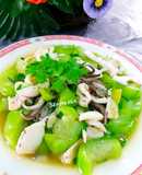 Mực xào mướp hương