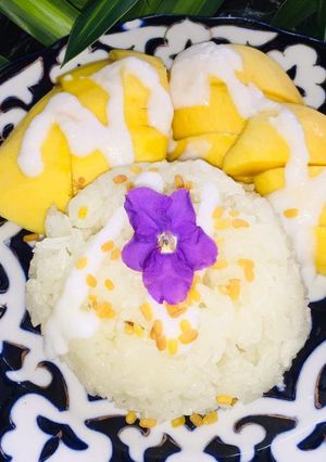 A picture of Mango Sticky Rice.