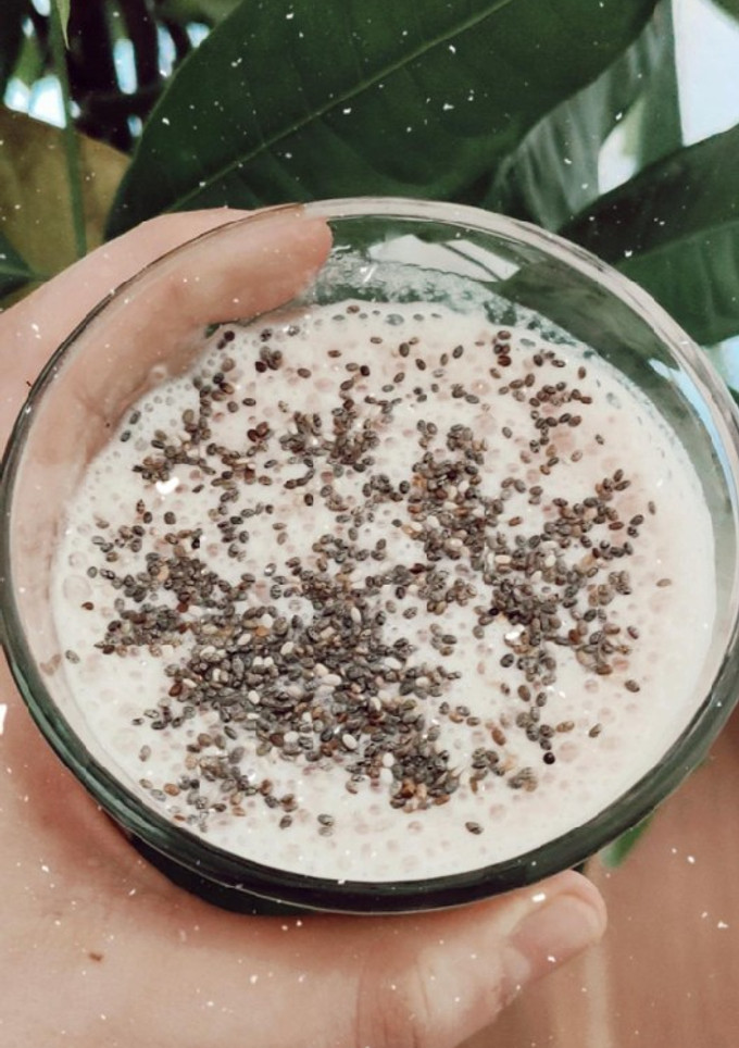 Una foto de Batido de fresa y plátano