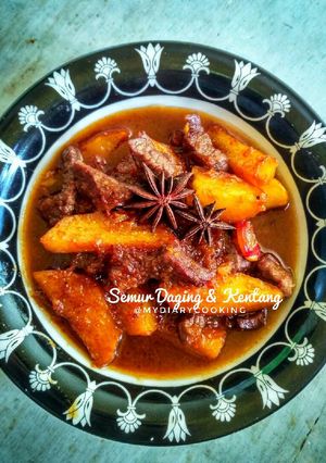 Foto resep Semur Daging & Kentang
