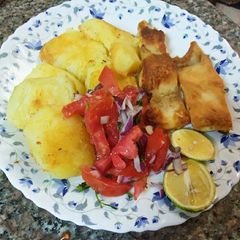 A picture of Shallow fried fish n potatoes #15minutes or less cooking.
