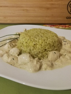 Currys csirkemell, petrezselymes bulgurral recept fotója