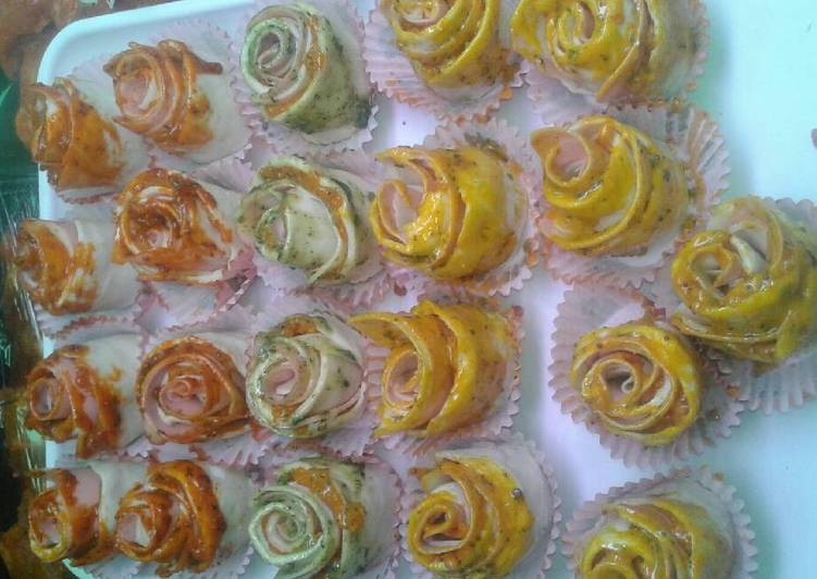 Rosas de hojaldre y pollo🌹