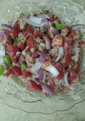 صورة لوصفة تونة بالخضار