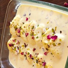 A picture of Rasmalai.