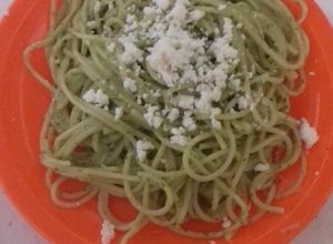 Una foto de Spaghetti al cilantro
