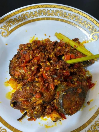 Langkah Gampang Membikin Resep Ikan Tongkol Balado🌶️ yang Lezat Anti Ribet, Mantap Sekali