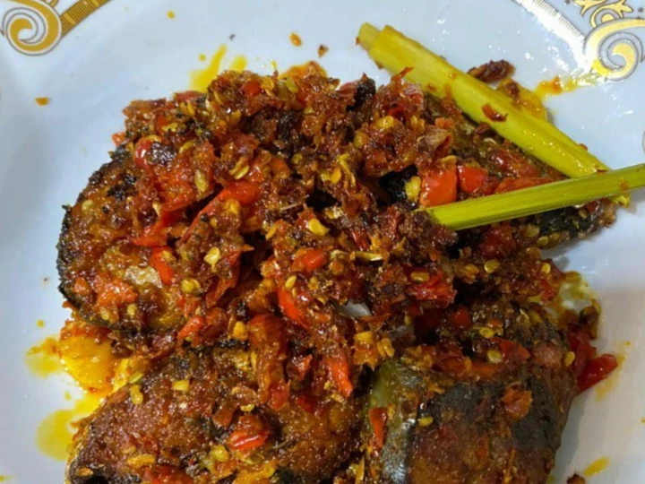 Langkah Gampang Membikin Resep Ikan Tongkol Balado🌶️ yang Lezat Anti Ribet, Mantap Sekali