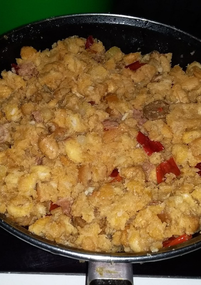 Una foto de Migas con surimi y bacon por el chef Da