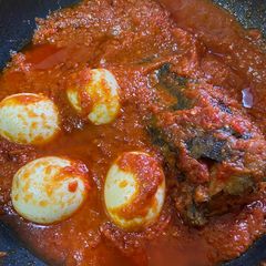 A picture of Easy smoked catfish stew.