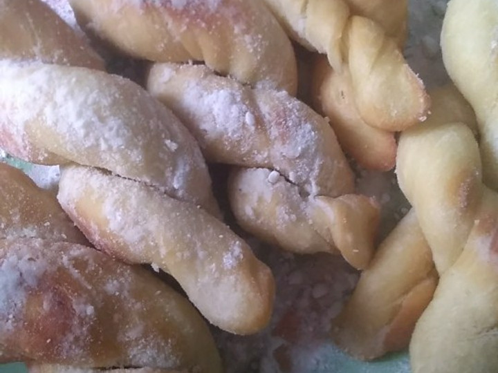 Bagaimana Menyiapkan Donut kepang /donut korea  kkwabaegi (eggless) yang Enak