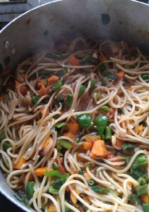 A picture of Jollof spaghetti.