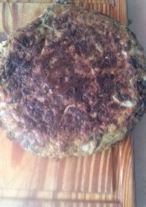 Una foto de Tortilla de acelga con carne