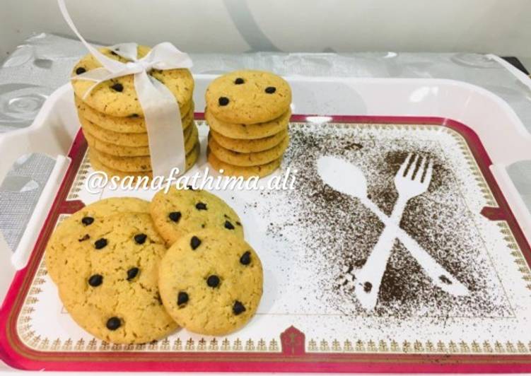 Chocolate chip cookies 🍪