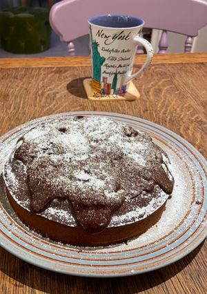 A picture of Easy Chocolate Cake.