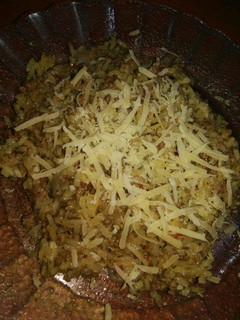 Una foto de Arroz con azafrán y carne molida