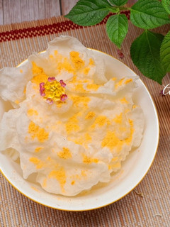 Hình của món Bánh tráng chiên giòn rắc phomai.