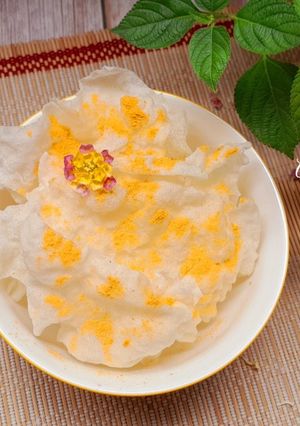 Hình của món Bánh tráng chiên giòn rắc phomai.