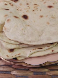 Una foto de "Rapiditas" caseras, tortillitas, masa para tacos 👍😉😋