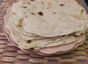 Una foto de "Rapiditas" caseras, tortillitas, masa para tacos 👍😉😋