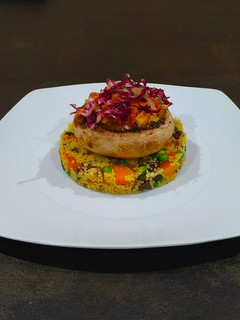 Foto di Cous cous con verdure e funghi portobello gratinati