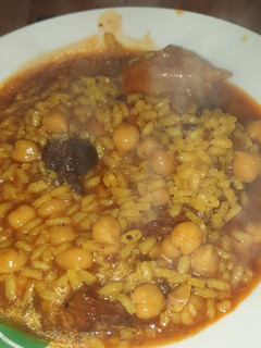 Una foto de Arroz con pata de cerdo