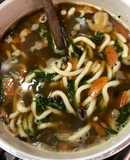 Zuppa di Noodles con fagioli neri