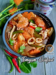 Gambar Tomyam Seafood 🦐🦑