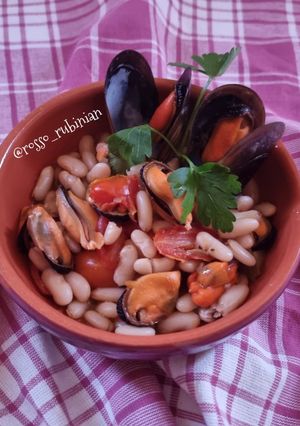 A picture of Cannellini Bean and Mussel Soup.