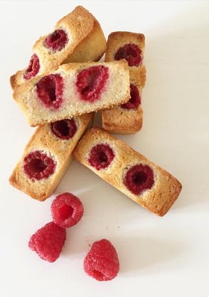 Une photo de Financiers aux framboises