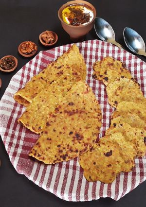 A picture of Leftover rice paratha.