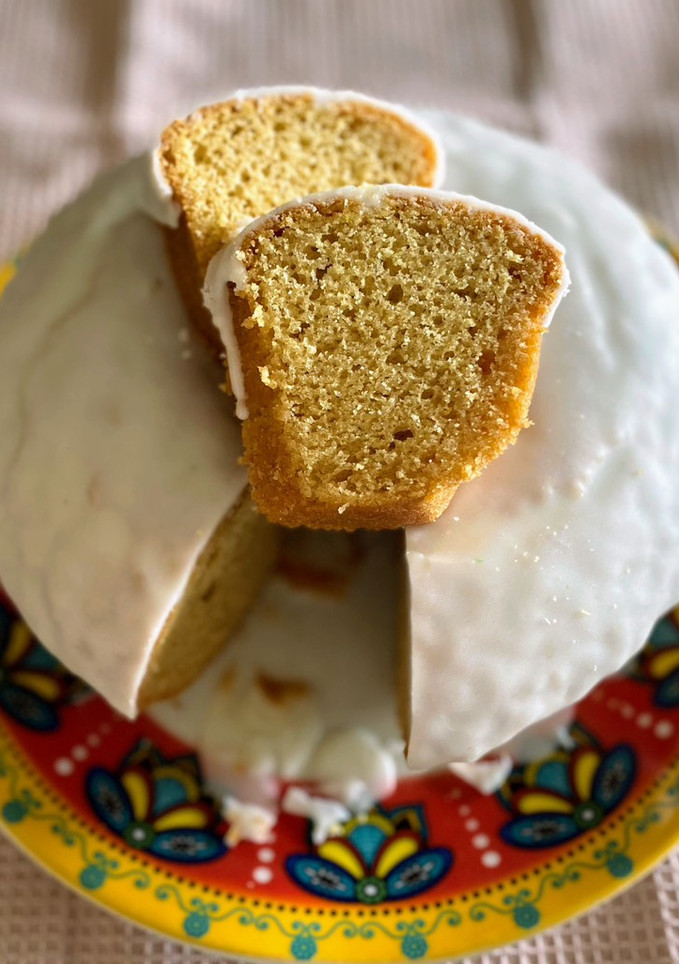 Una foto de Budín de naranja fácil con aceite 🍊