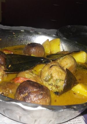 A picture of Raw banana kofta curry.