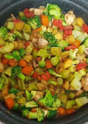 عکسی از دستور 🥦خوراک کلم بروکلی با سبزیجات🥦