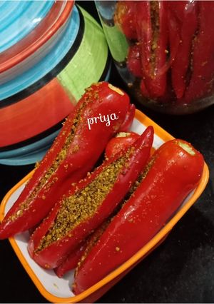 A picture of Moti Lal Mirch Ka Achaar.