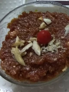 सूजी गुड़ का हलवा (suji gur ka halwa recipe in Hindi) रेसिपी मुख्य फोटो