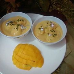 A picture of Mango Rasmalai.