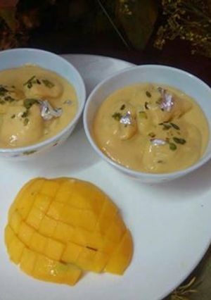 A picture of Mango Rasmalai.