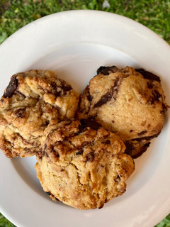Una foto de Cookies con chispas de chocolate rápidas