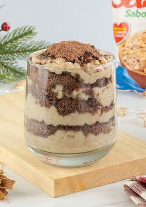 Una foto de Avena cocida sabor tiramisú ꨄ︎