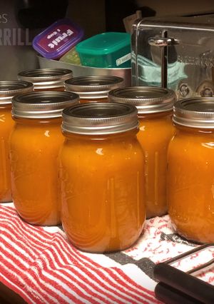A picture of Instapot Roasted Tomato Soup.