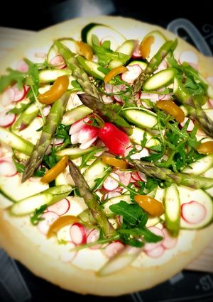 Une photo de Tarte fine aux légumes crus