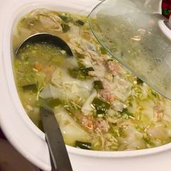 A picture of Molo Soup (Filipino Pork Dumpling Soup).