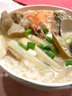 鮮筍海鮮粥 的食譜成品照片