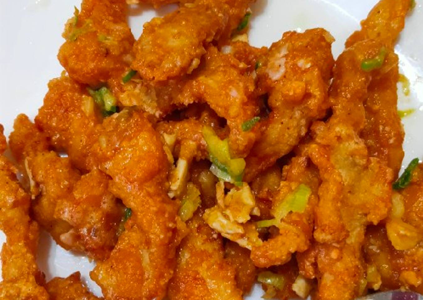 Ayam goreng tepung saus telur asin