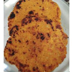 A picture of Aloo makki ki roti.