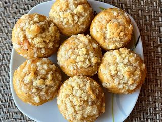 Mascarpone filled carrot cake muffins/cupcakes