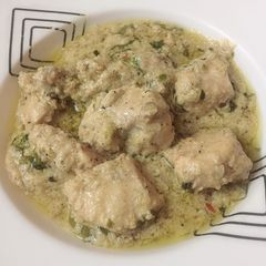 White chicken karahi A picture of White chicken karahi.