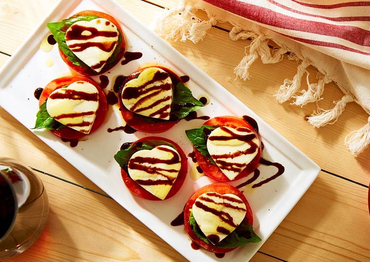 Ensalada Caprese de San Valentín